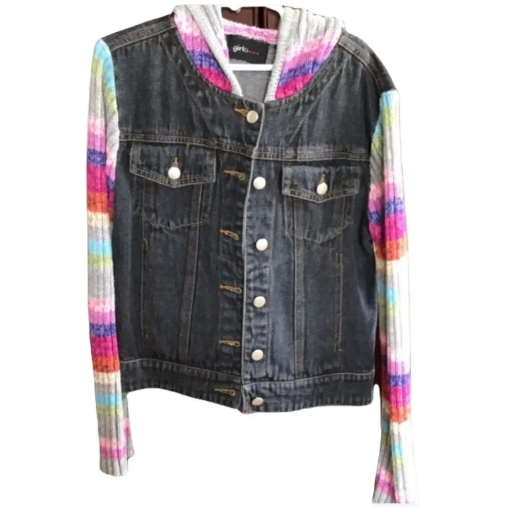 Jean jacket with sweater sleeves